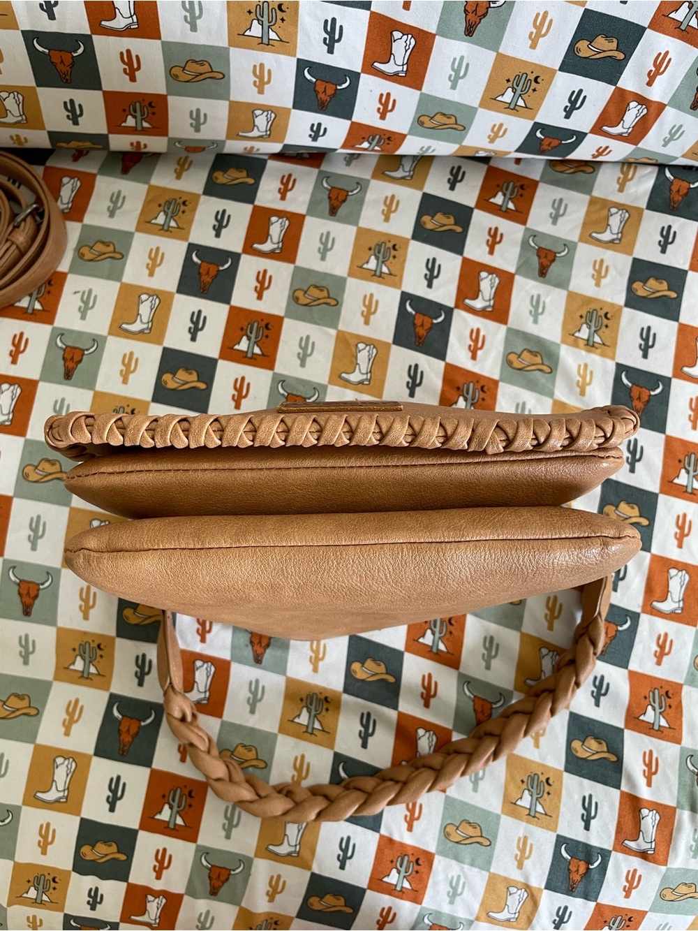 Wrangler Cognac Brown Braided Leather Crossbody Bag - Picture 5 of 5